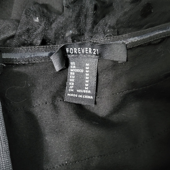 Forever 21 Little Black Mini Dress Size Medium Ruffle Mesh Fancy Gothic Wedding - Picture 6 of 7